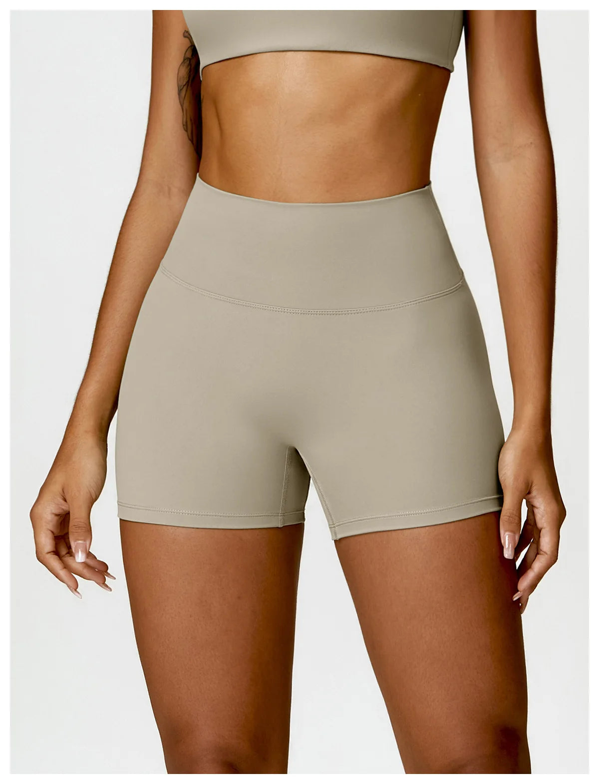 High-Waist Scrunch Yoga Shorts | Seamless Fitness Shorts